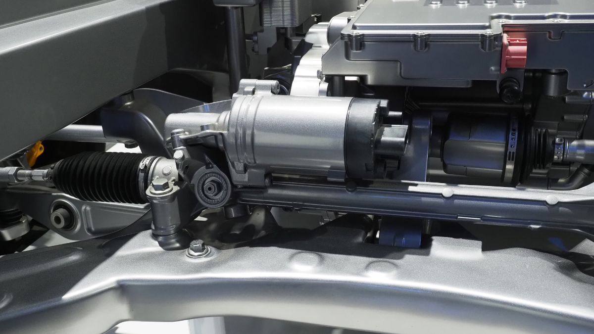Detail viskóznej spojky v modernom automobile s pohonom všetkých kolies.